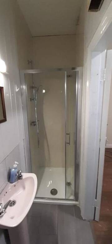 Фото номера Двухместный номер с 1 кроватью Проживание в семье New Street Lodge г. Килларни 7