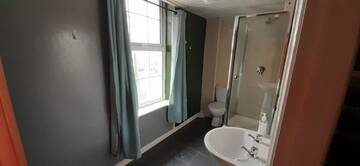 Фото номера Двухместный номер с 1 кроватью Проживание в семье New Street Lodge г. Килларни 6