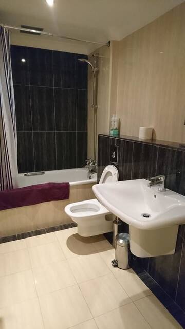 Фото Проживание в семье Spacious Luxury Room, Close to Everything. г. Килларни 4