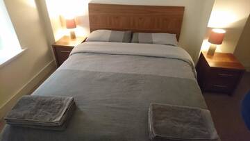Фото Проживание в семье Spacious Luxury Room, Close to Everything. г. Килларни 1