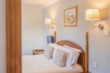 Фото номера Двухместный номер с 1 кроватью Гостевой дом Abbey Lodge г. Килларни 10