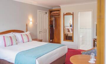 Фото номера Трехместный номер Гостевой дом Abbey Lodge г. Килларни 6