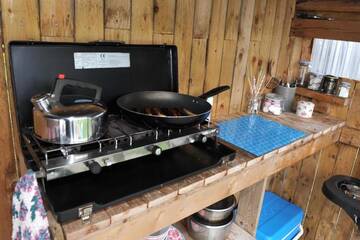 Фото номера Romantic Glamping Suite Люкс-шатры Killarney Glamping at the Grove, Suites and Lodges г. Килларни 25