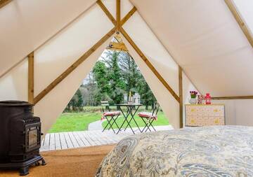 Фото номера Romantic Glamping Suite Люкс-шатры Killarney Glamping at the Grove, Suites and Lodges г. Килларни 28