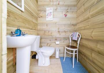 Фото номера Romantic Glamping Suite Люкс-шатры Killarney Glamping at the Grove, Suites and Lodges г. Килларни 11