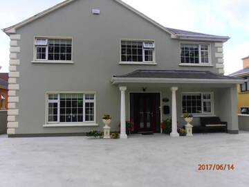 Фото Отели типа «постель и завтрак» Larkfield House B&amp;B г. Килларни 1