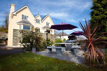 Фото номера Дом с 11 спальнями Дома для отпуска Killarney Manor House г. Килларни 54