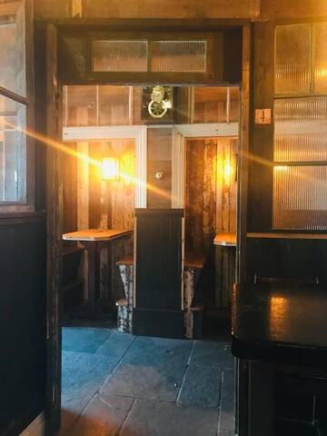 Фото Гостевой дом McSorleys Accommodation and Bar г. Килларни 5