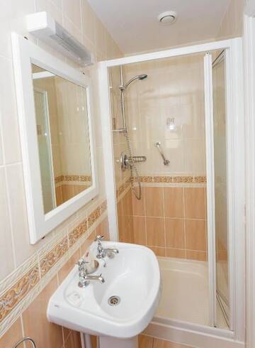 Фото номера Двухместный номер с 1 кроватью Гостевой дом Ashville House г. Килларни 12