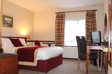 Фото номера Стандартный двухместный номер с 1 кроватью Отель Killarney Court Hotel г. Килларни 4