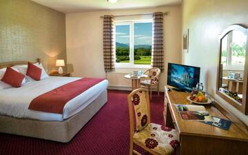 Фото номера Семейный номер (для 2 взрослых и 2 детей) Отель Castlerosse Park Resort г. Килларни 3