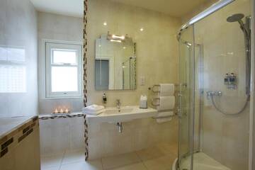 Фото номера Представительский семейный номер Отель Arbutus Hotel г. Килларни 3