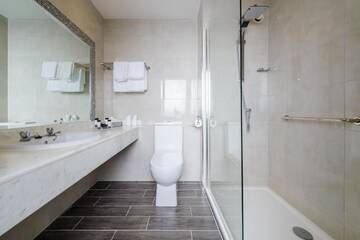 Фото номера Номер Делюкс с кроватью размера «king-size» Отель Killarney Dromhall Hotel г. Килларни 3