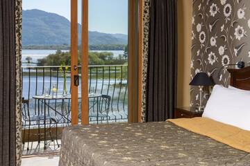 Фото номера Семейный номер Делюкс Отель The Lake Hotel г. Килларни 3