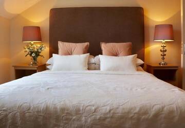 Фото номера Four-Bedroom House - Number 3 Дома для отпуска Killarney Holiday Village г. Килларни 40