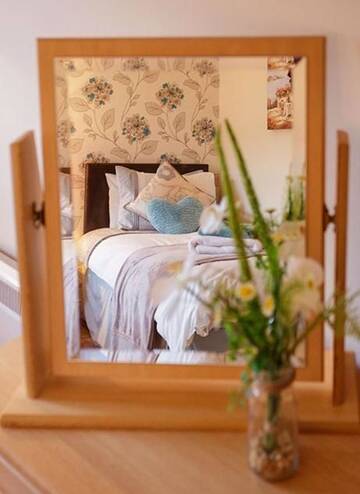 Фото номера Дом с 4 спальнями Дома для отпуска No 1 Killarney Holiday Village Vacation Home г. Килларни 83
