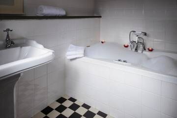 Фото номера Двухместный номер Делюкс с 1 кроватью Отель Victoria House Hotel г. Килларни 2