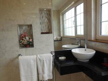 Фото номера Двухместный номер с 1 кроватью Отели типа «постель и завтрак» Crystal Springs B&amp;B г. Килларни 21
